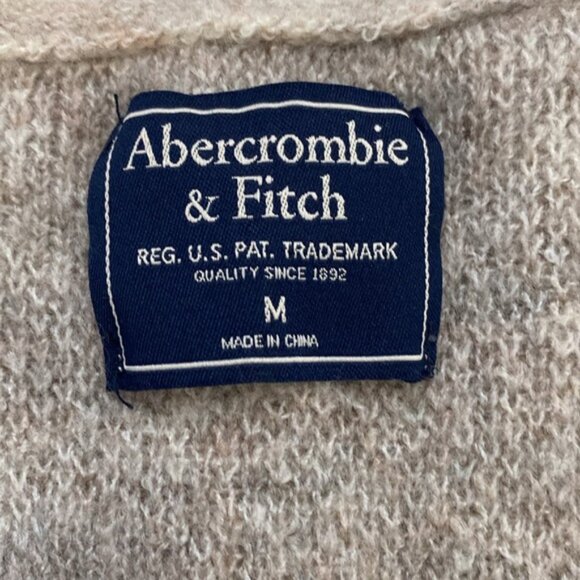 Abercrombie  Fitch Gray Leopard Print Sweater low neck size Medium - Picture 9 of 10